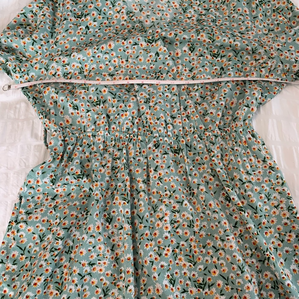 Davi & Dani Floral Dress - Picture 13 of 16